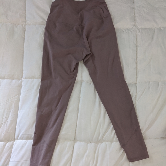 Ptula Active - Alainah Allure Legging Dusty Mauve - Picture 3 of 4